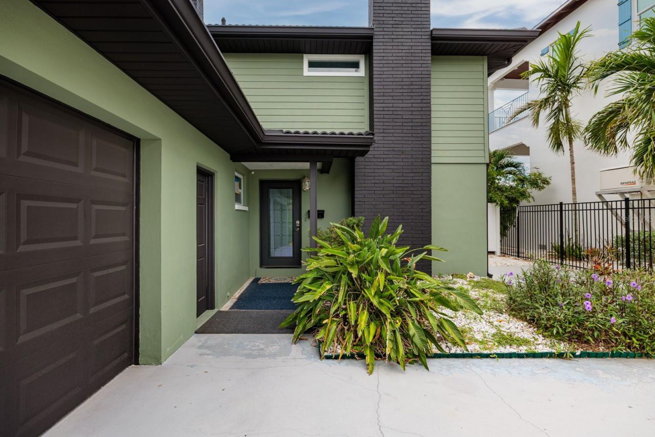 3319 Bayshore Boulevard Ne, Saint Petersburg, FL 33703 Photo