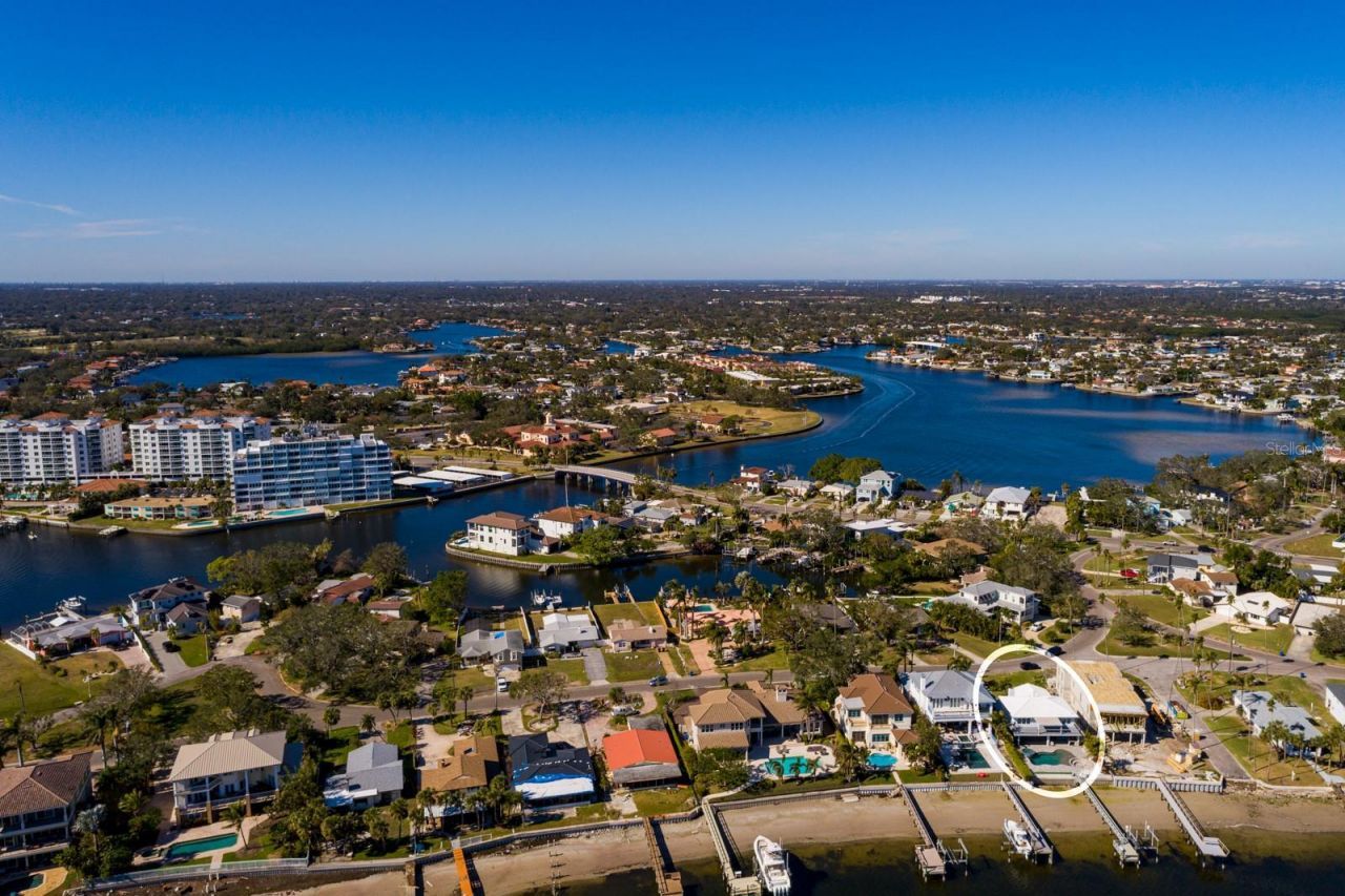 3319 Bayshore Boulevard Ne, Saint Petersburg, FL 33703 Photo