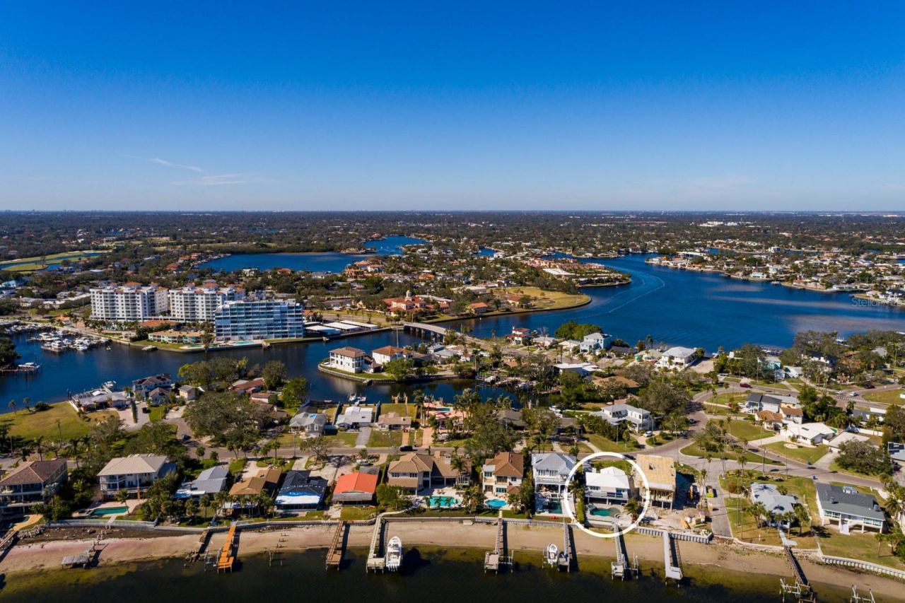 3319 Bayshore Boulevard Ne, Saint Petersburg, FL 33703 Photo