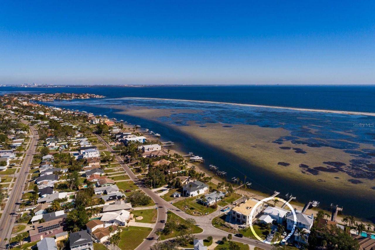 3319 Bayshore Boulevard Ne, Saint Petersburg, FL 33703 Photo