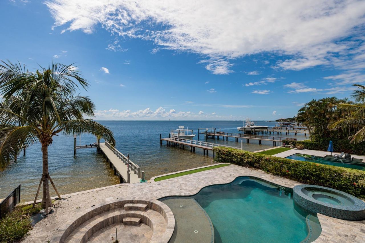 3319 Bayshore Boulevard Ne, Saint Petersburg, FL 33703 Photo