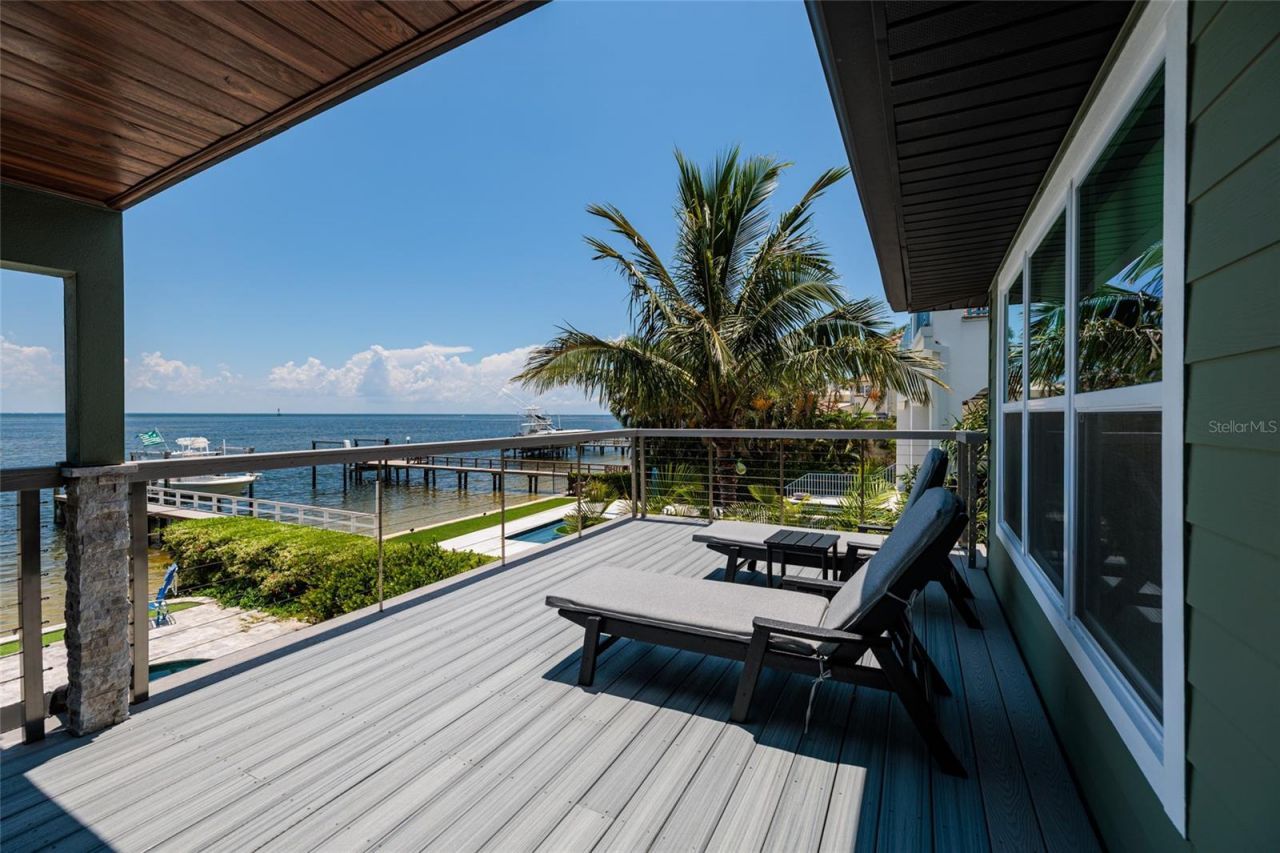 3319 Bayshore Boulevard Ne, Saint Petersburg, FL 33703 Photo