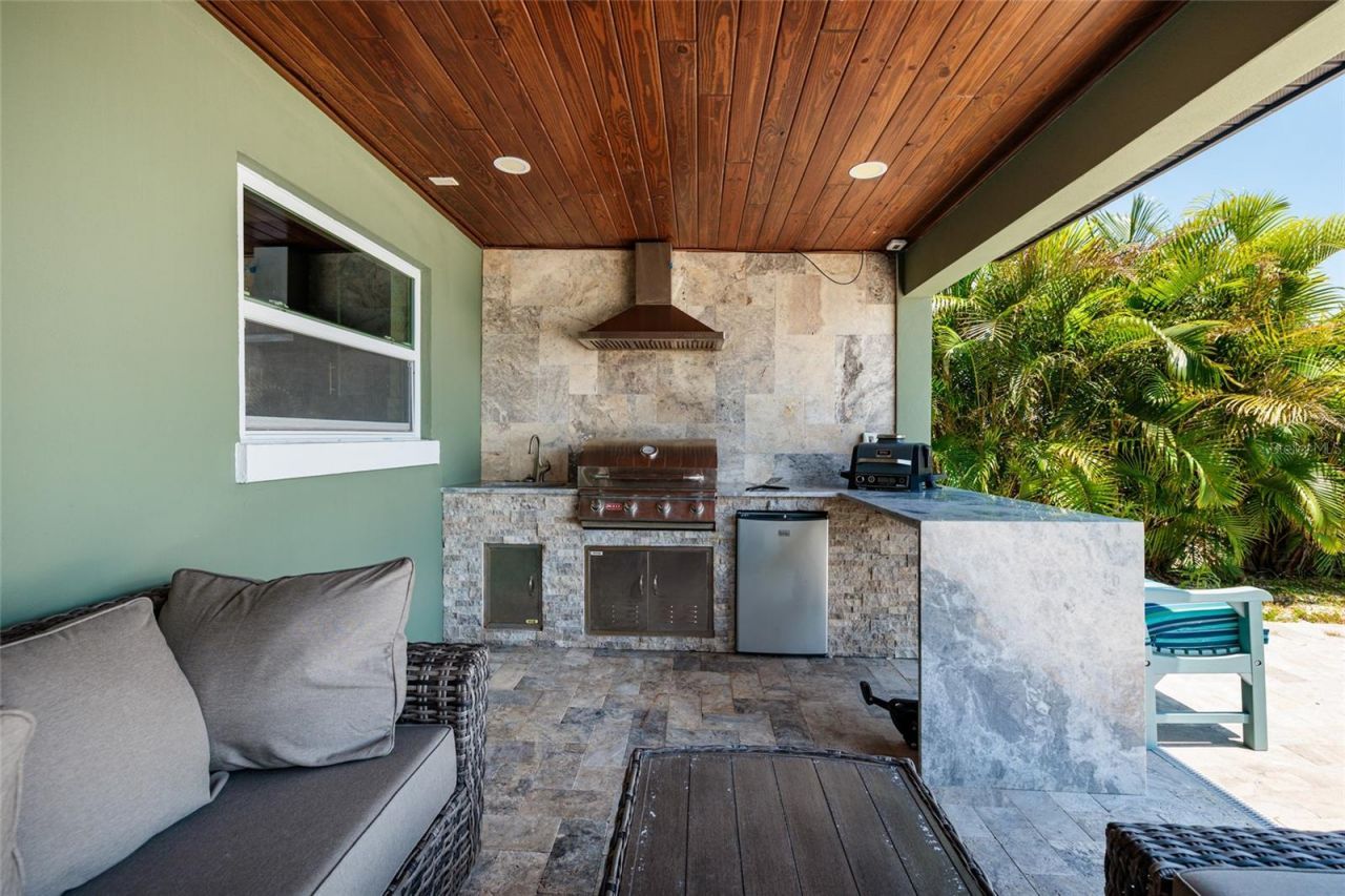 3319 Bayshore Boulevard Ne, Saint Petersburg, FL 33703 Photo