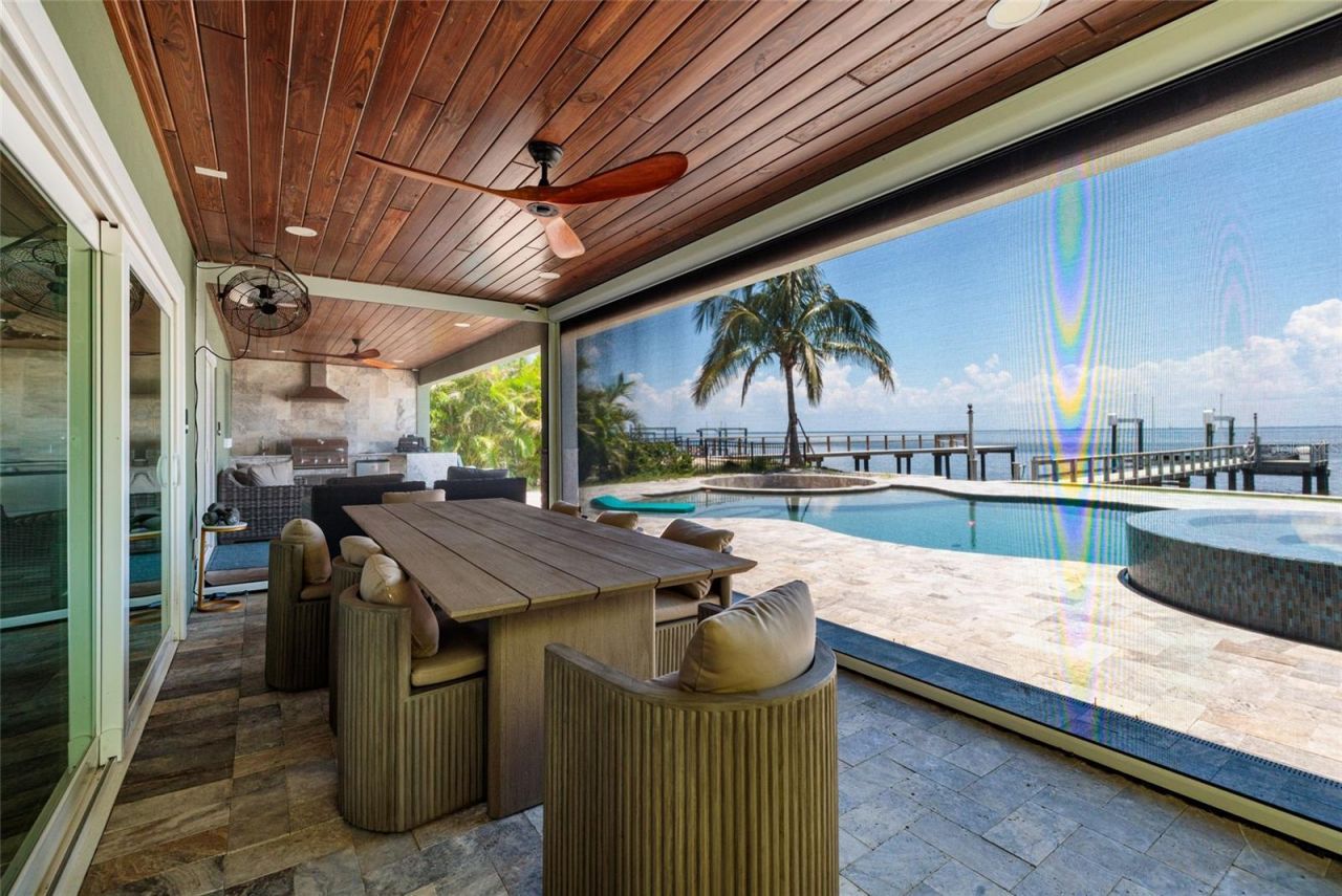 3319 Bayshore Boulevard Ne, Saint Petersburg, FL 33703 Photo