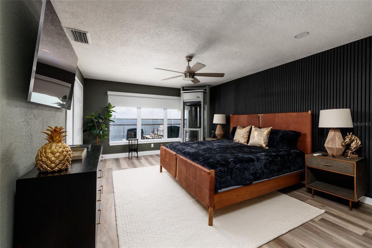 3319 Bayshore Boulevard Ne, Saint Petersburg, FL 33703 Photo