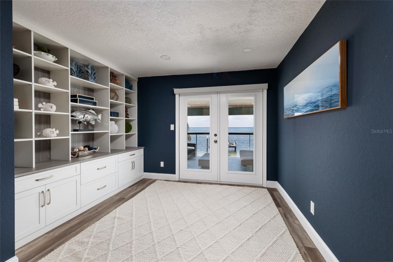 3319 Bayshore Boulevard Ne, Saint Petersburg, FL 33703 Photo