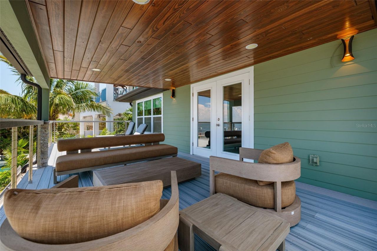 3319 Bayshore Boulevard Ne, Saint Petersburg, FL 33703 Photo