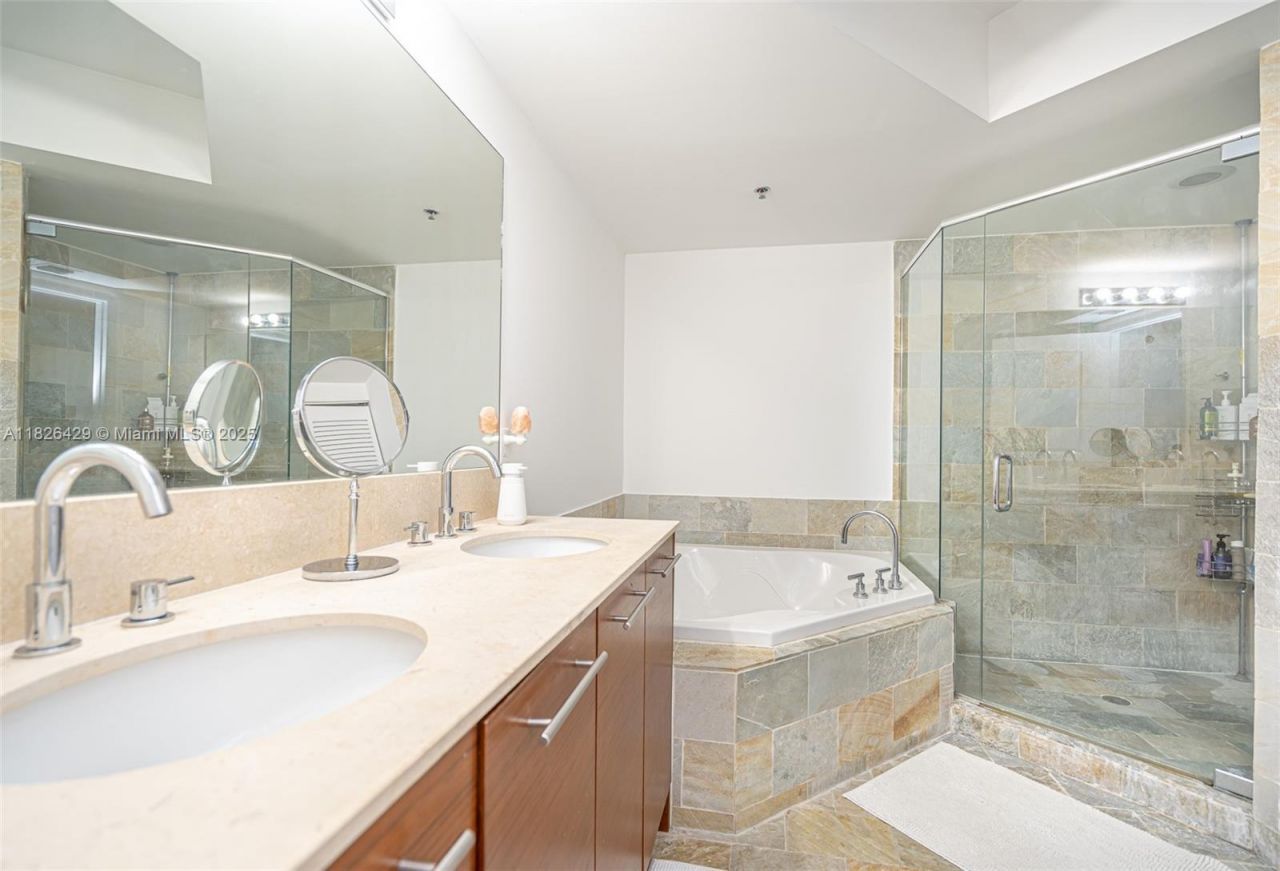 2641 N Flamingo Rd, Unit 1603N, Sunrise, FL 33323 Photo