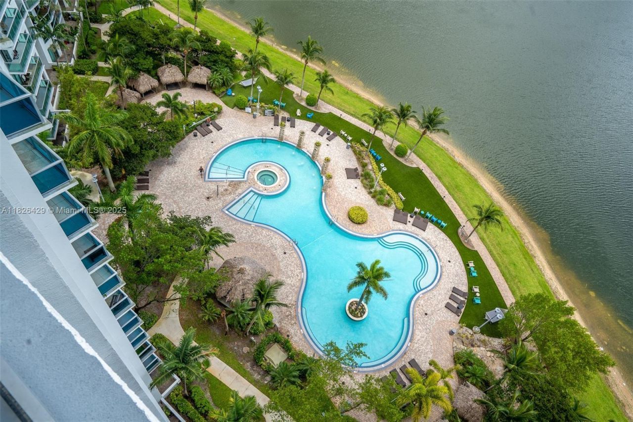 2641 N Flamingo Rd, Unit 1603N, Sunrise, FL 33323 Photo