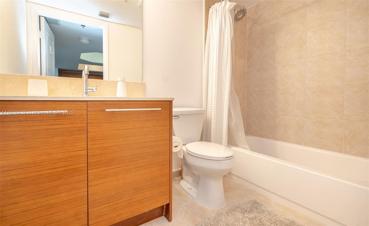 2641 N Flamingo Rd, Unit 1603N, Sunrise, FL 33323 Photo