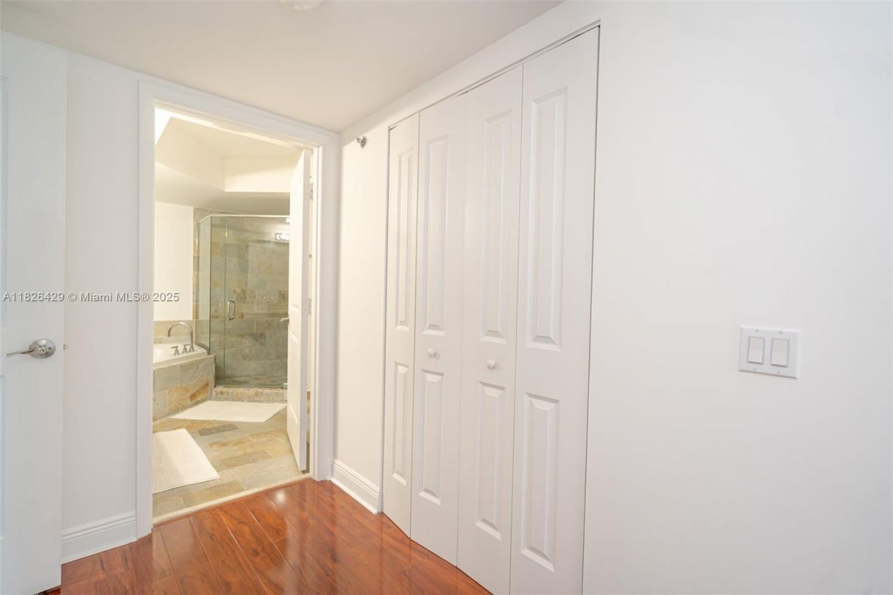 2641 N Flamingo Rd, Unit 1603N, Sunrise, FL 33323 Photo