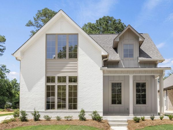 1128 W Jackson St., Tupelo, MS 38804