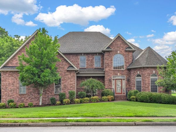 306 Gray Hawk Trl, Clarksville, TN 37043