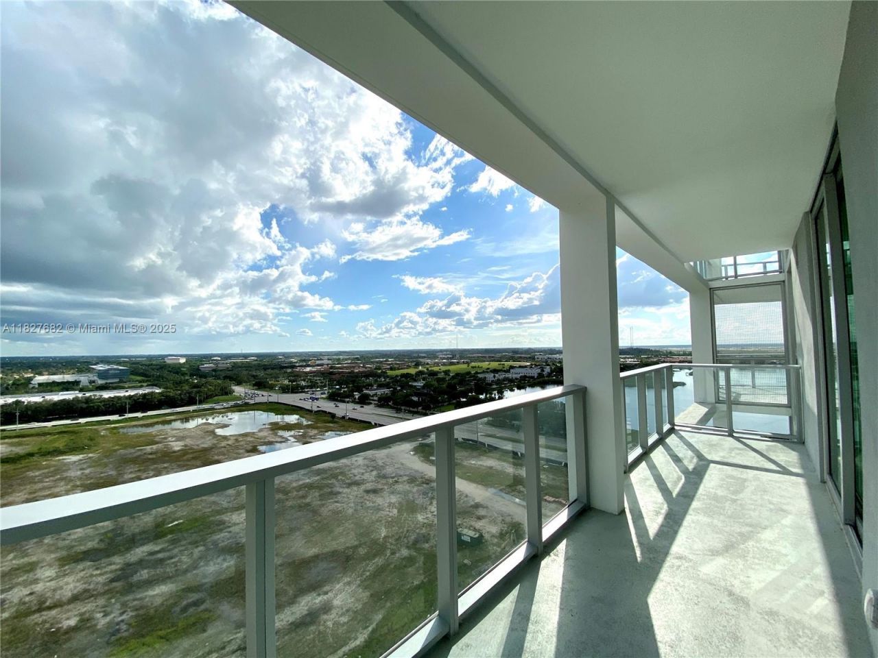 2000 Metropica Way, Unit 1605, Sunrise, FL 33323 Photo