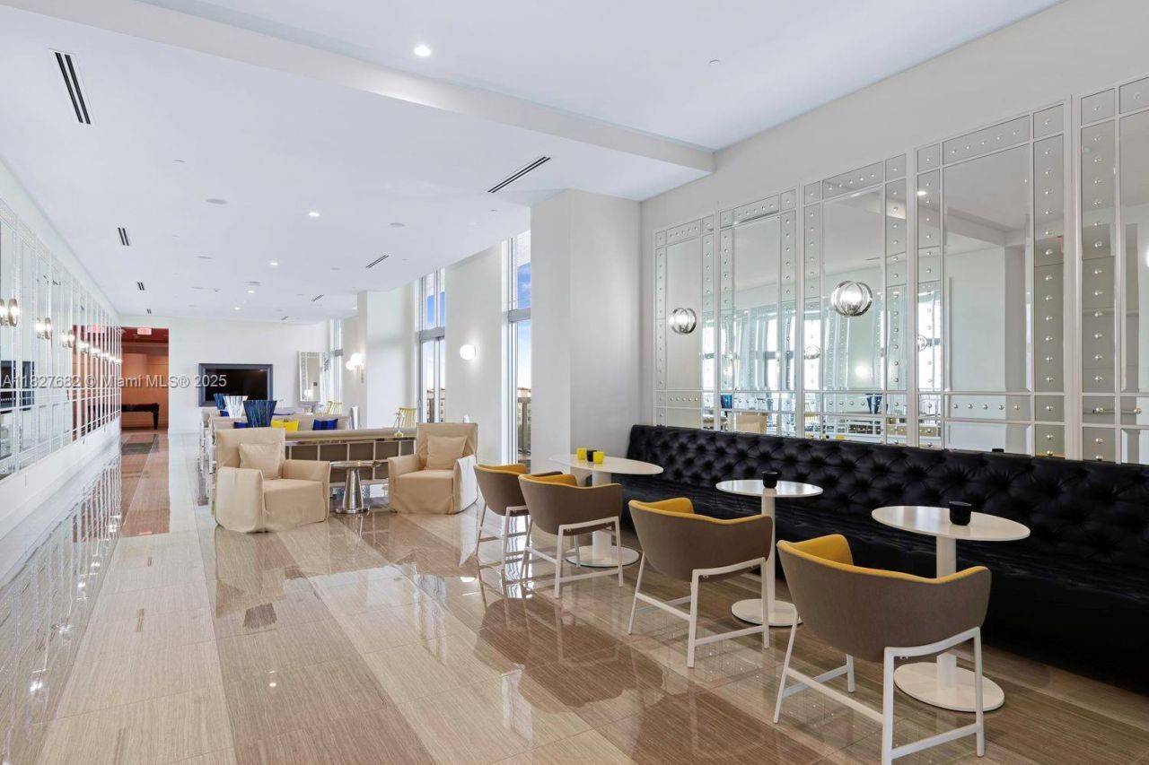 2000 Metropica Way, Unit 1605, Sunrise, FL 33323 Photo