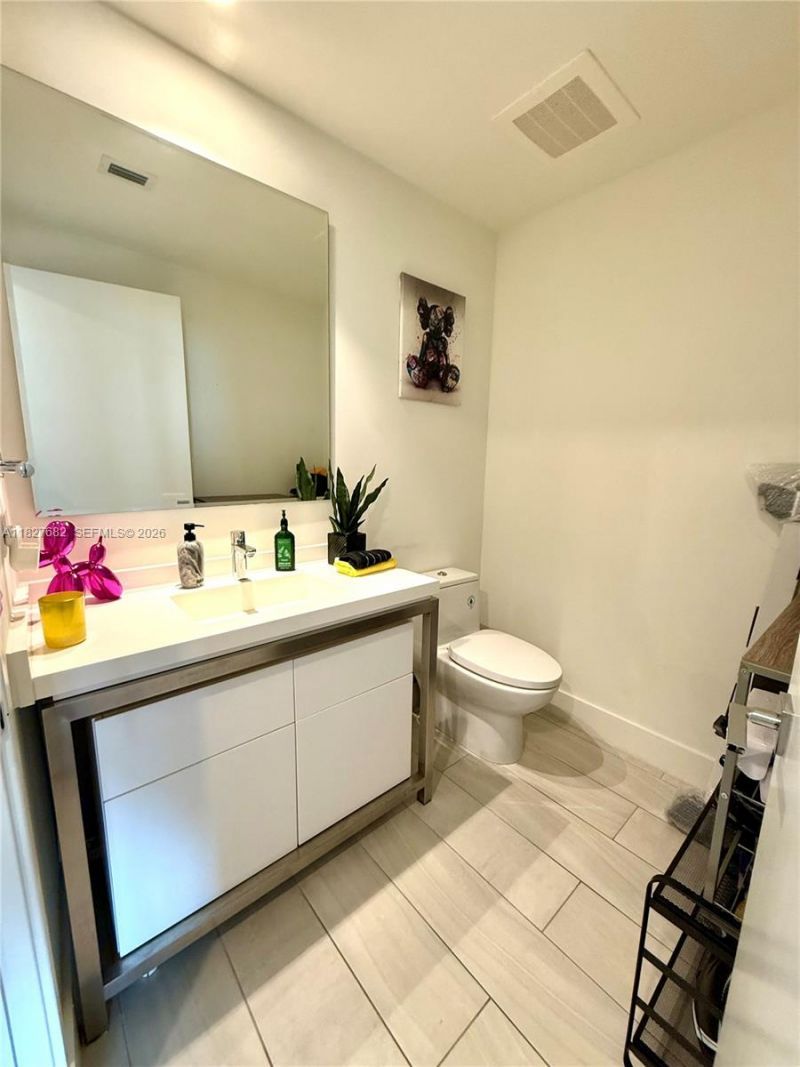 2000 Metropica Way, Unit 1605, Sunrise, FL 33323 Photo