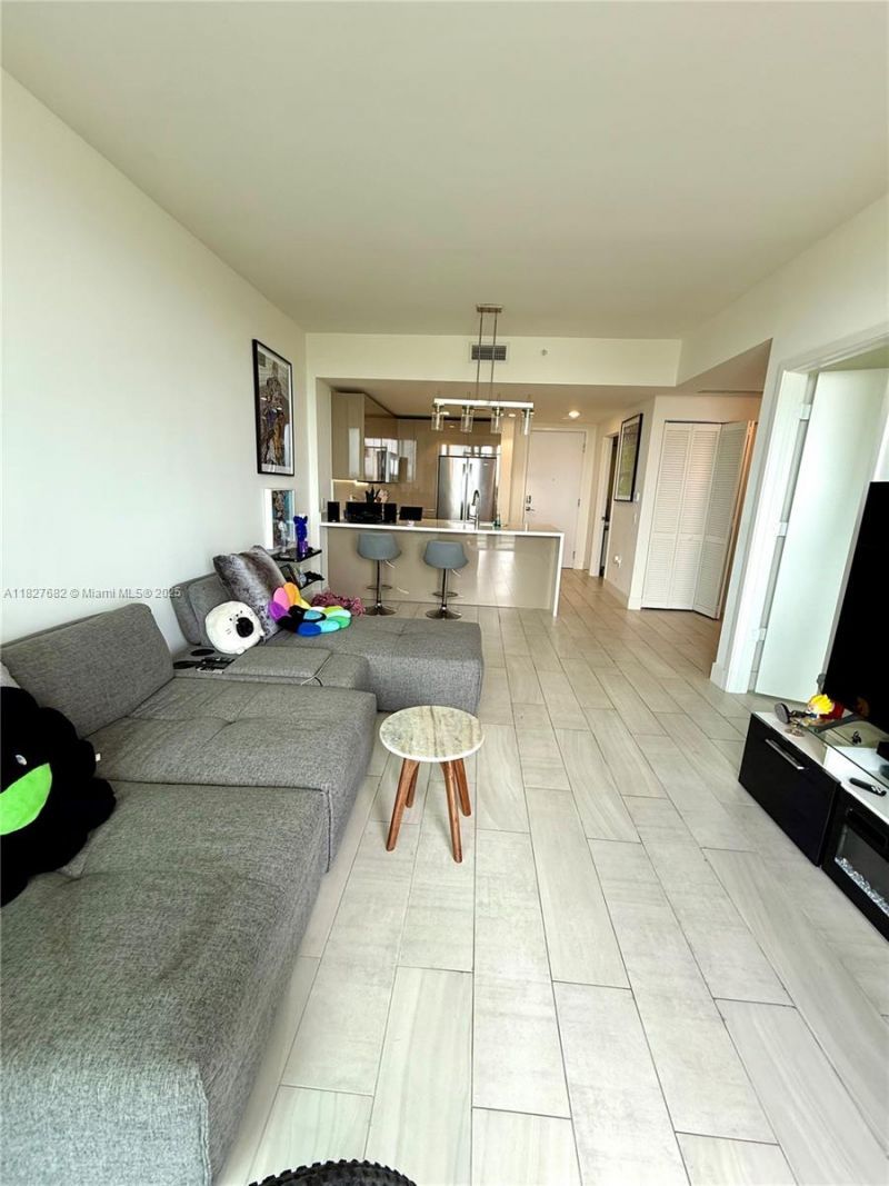 2000 Metropica Way, Unit 1605, Sunrise, FL 33323 Photo