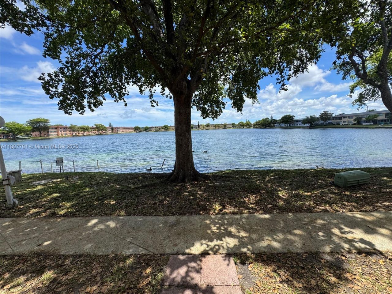 270 NE 191st St, Unit 108, Miami, FL 33179 Photo