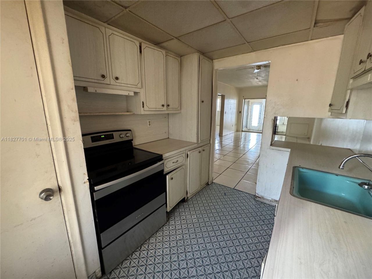 270 NE 191st St, Unit 108, Miami, FL 33179 Photo