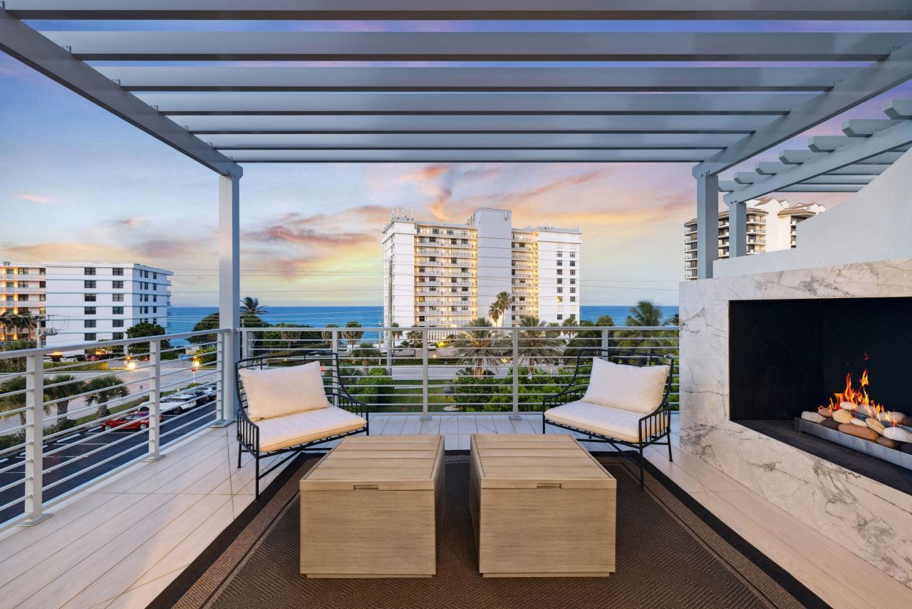 461 Venus Drive, Unit 1, Juno Beach, FL 33408 Photo