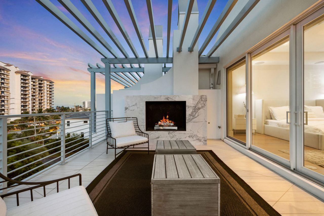 461 Venus Drive, Unit 1, Juno Beach, FL 33408 Photo