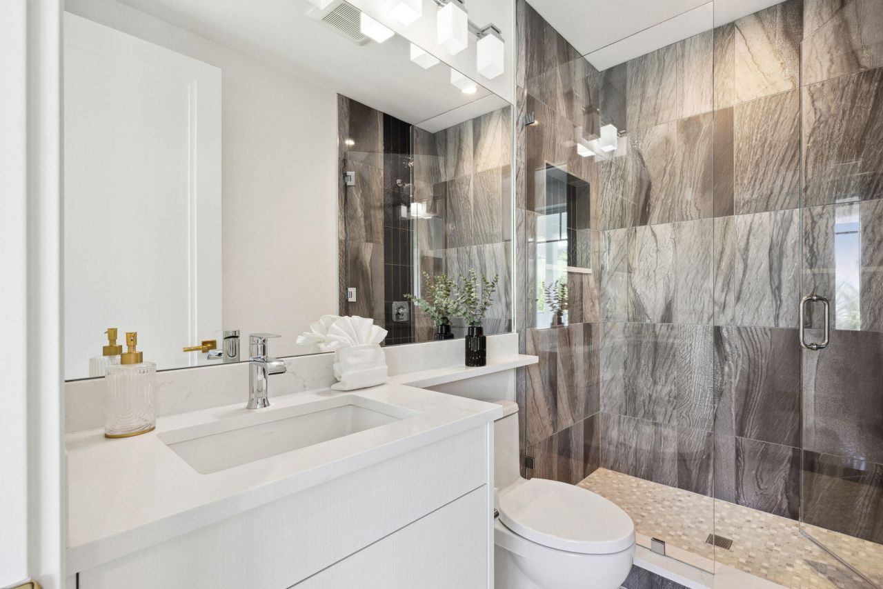 461 Venus Drive, Unit 1, Juno Beach, FL 33408 Photo