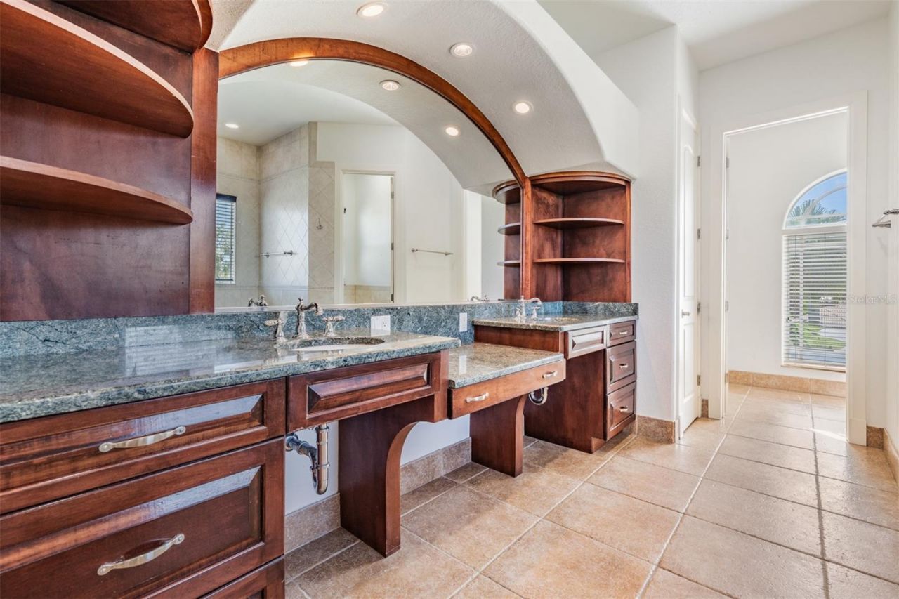 4710 Troydale Road, Tampa, FL 33615 Photo