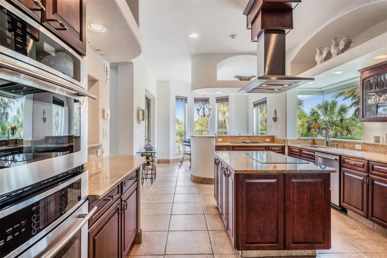 4710 Troydale Road, Tampa, FL 33615 Photo