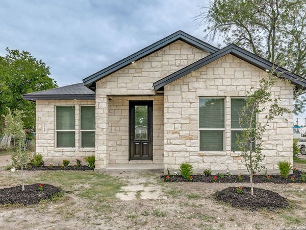 3367 Roland, San Antonio, TX 78210