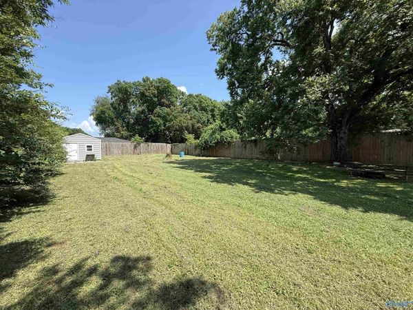 3911 Newson Road, Huntsville, AL 35805