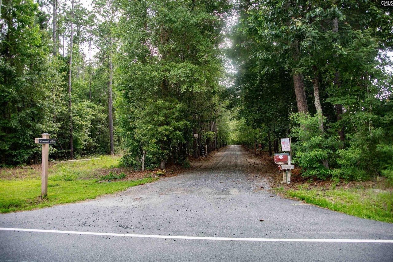 105 Dunwoody Place Photo 4