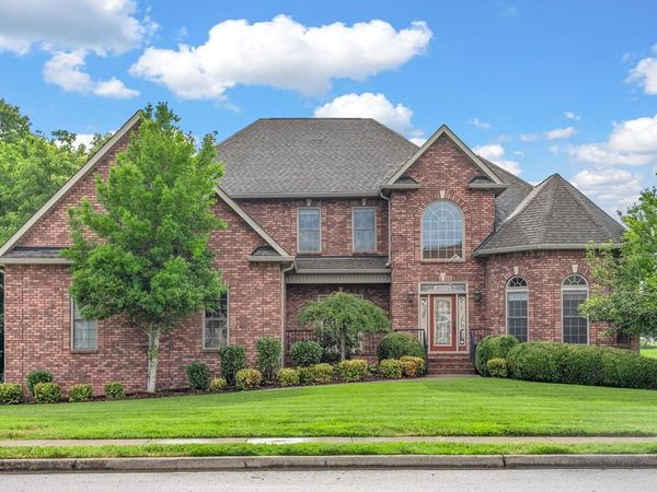 306 Gray Hawk Trl, Clarksville, TN 37043