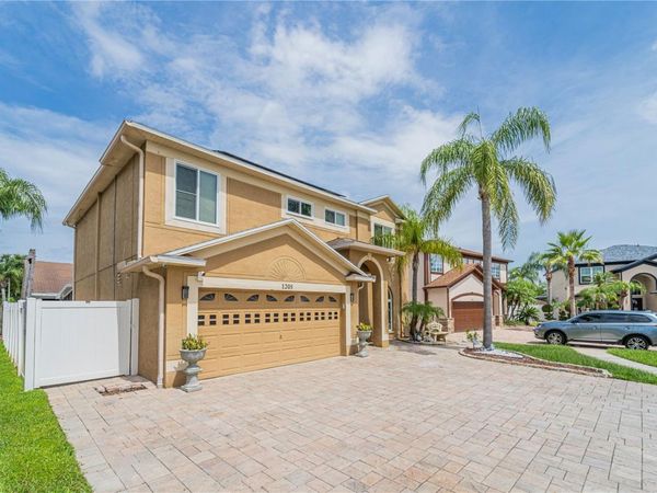 1205 SWEET GUM DRIVE, BRANDON, FL 33511