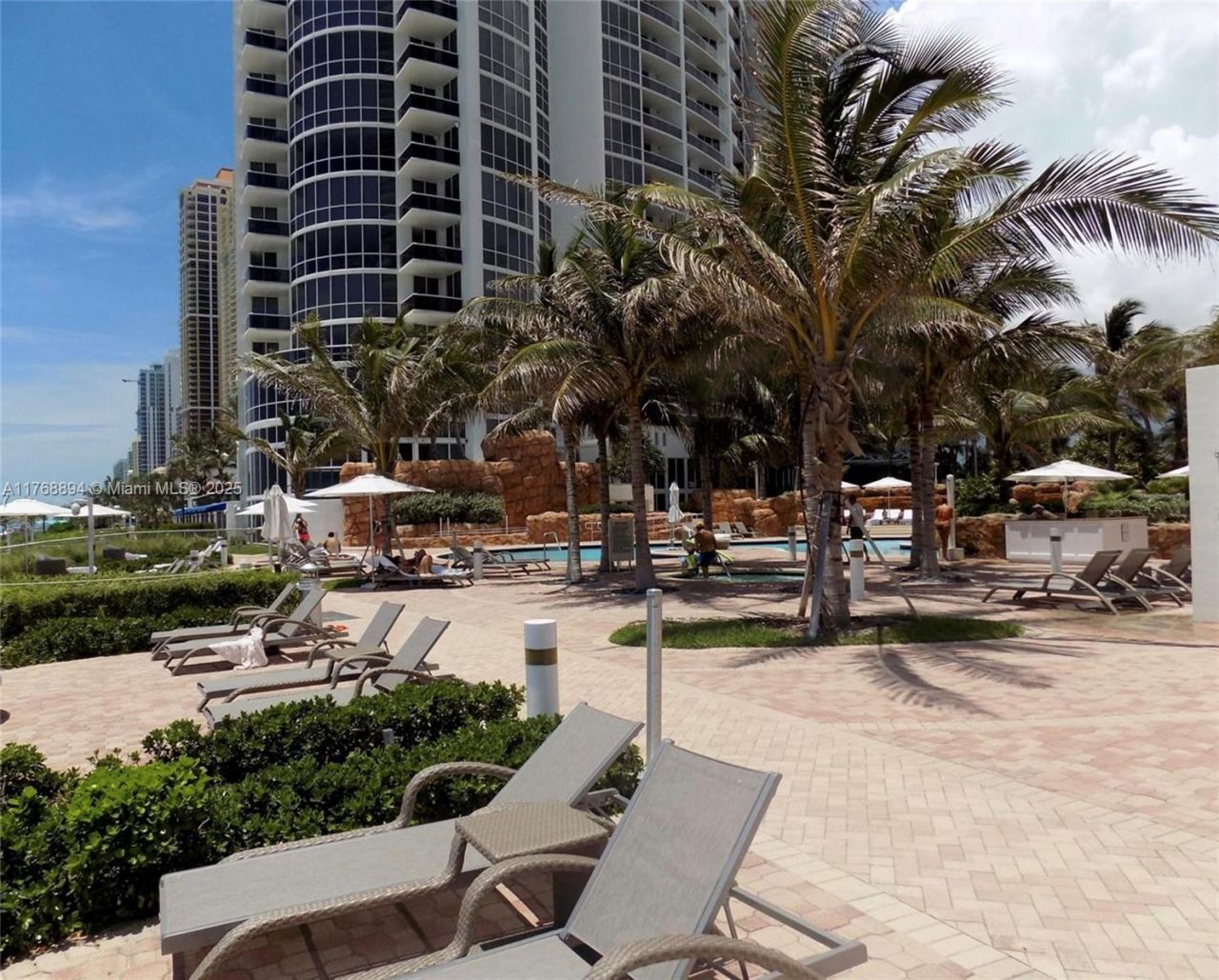 18201 Collins Ave, Unit 3906, Sunny Isles Beach, FL 33160 Photo