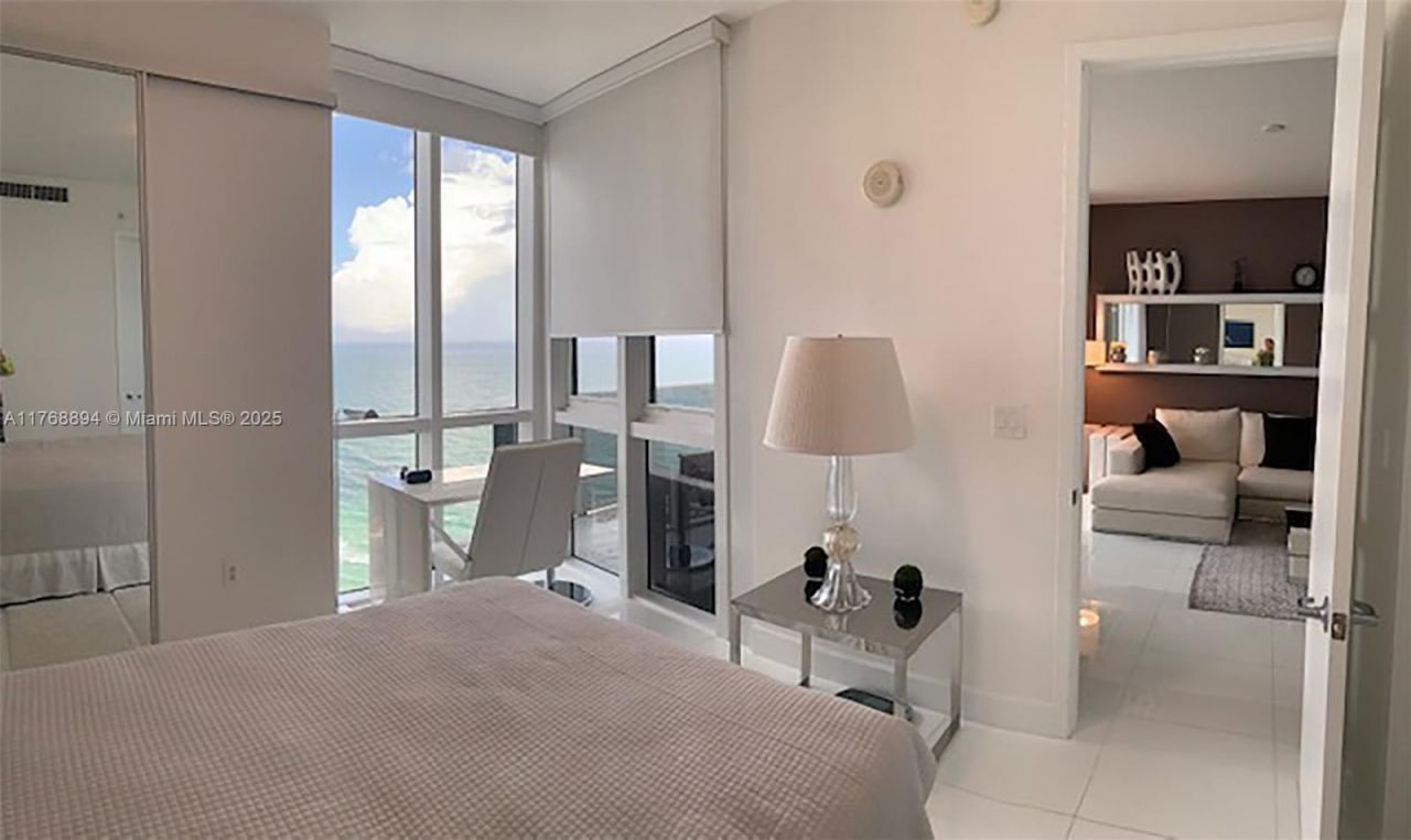 18201 Collins Ave, Unit 3906, Sunny Isles Beach, FL 33160 Photo