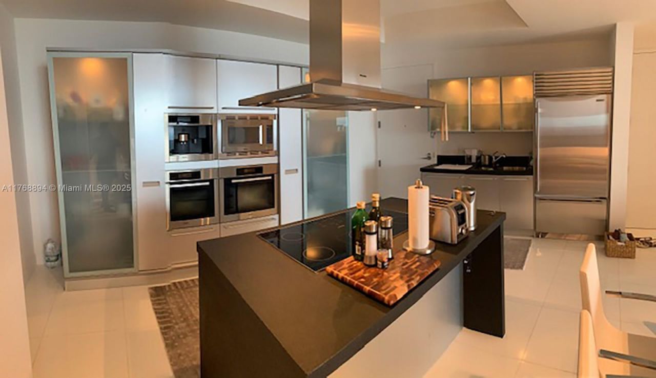 18201 Collins Ave, Unit 3906, Sunny Isles Beach, FL 33160 Photo