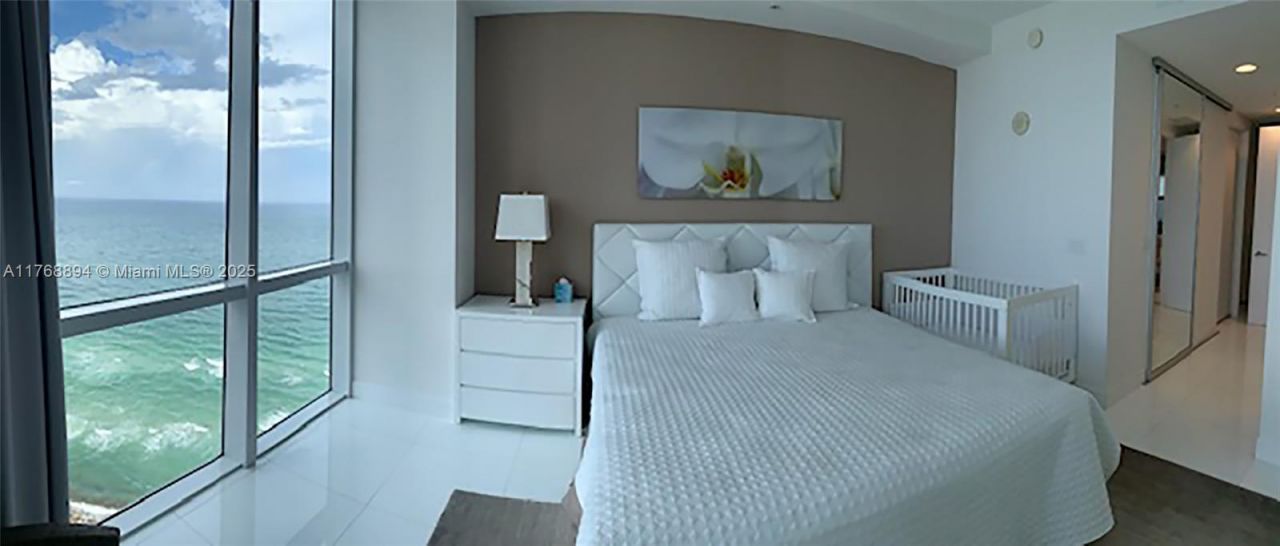 18201 Collins Ave, Unit 3906, Sunny Isles Beach, FL 33160 Photo