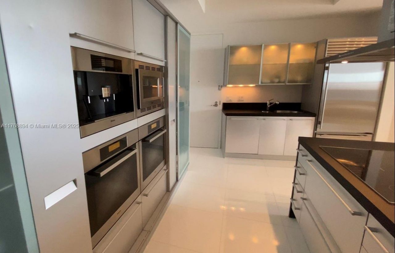 18201 Collins Ave, Unit 3906, Sunny Isles Beach, FL 33160 Photo