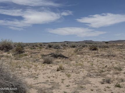 3290 E 7th Street, Silver Springs, NV 89429 Photo