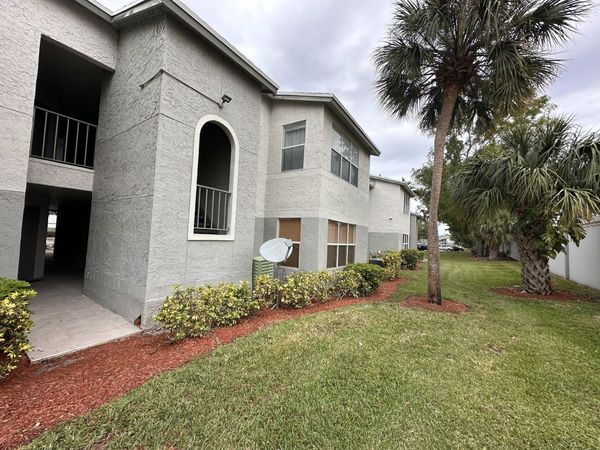 1401 Village Boulevard, Unit 1914, West Palm Beach, FL 33409