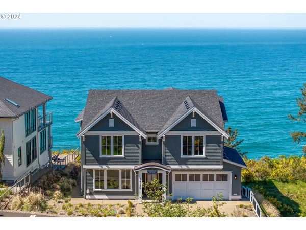 54150 S BEACH RD, Neskowin, OR 97149