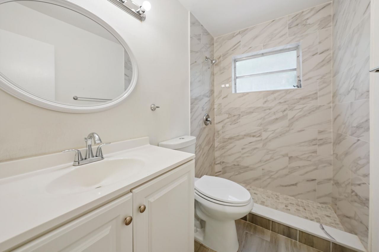 710 N K Street, Unit 203, Lake Worth, FL 33460 Photo