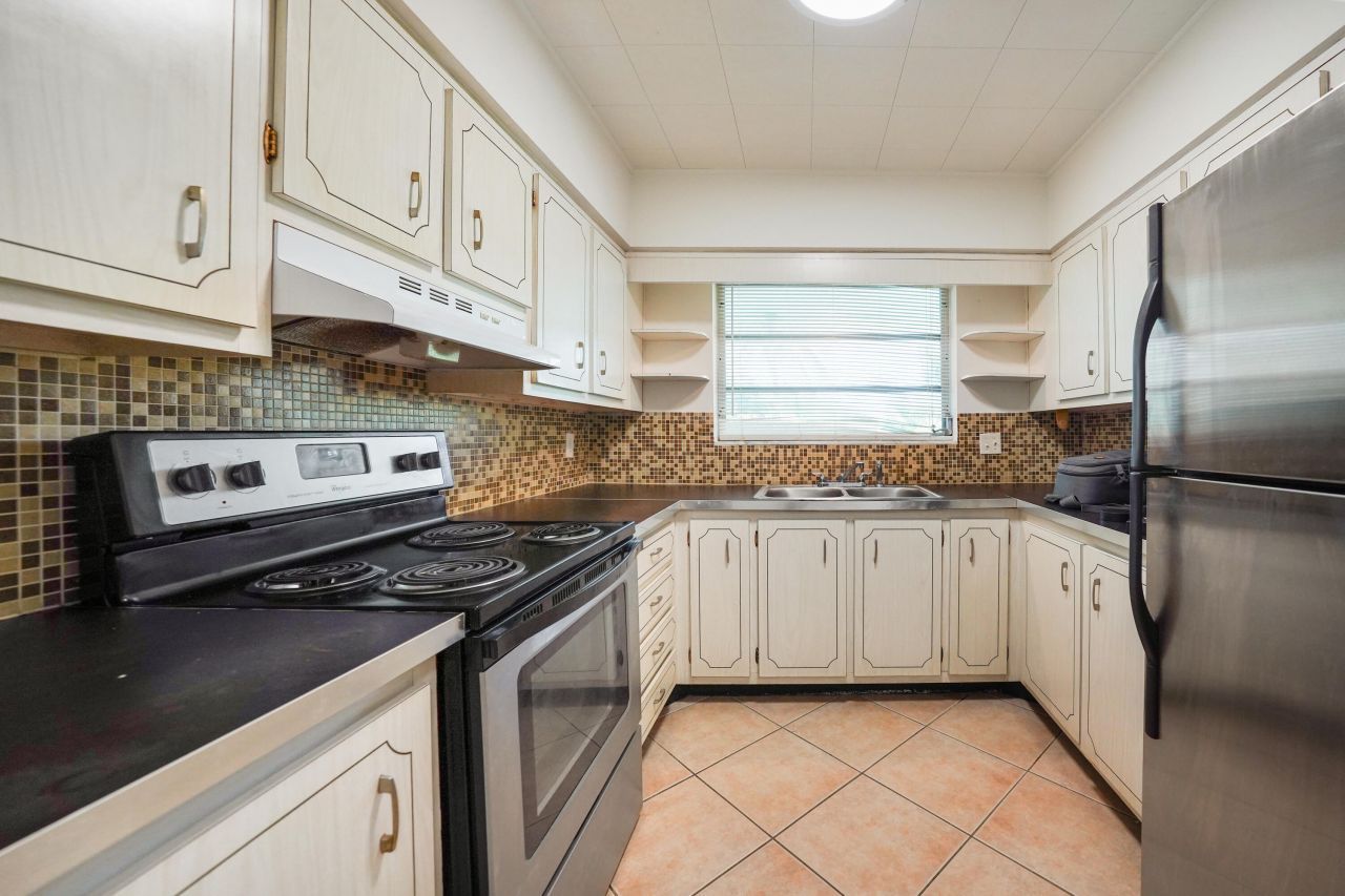 710 N K Street, Unit 203, Lake Worth, FL 33460 Photo