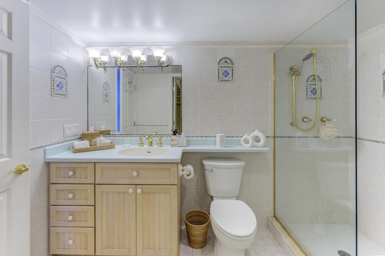 2571 NE Ocean Boulevard, Unit 104, Stuart, FL 34996 Photo