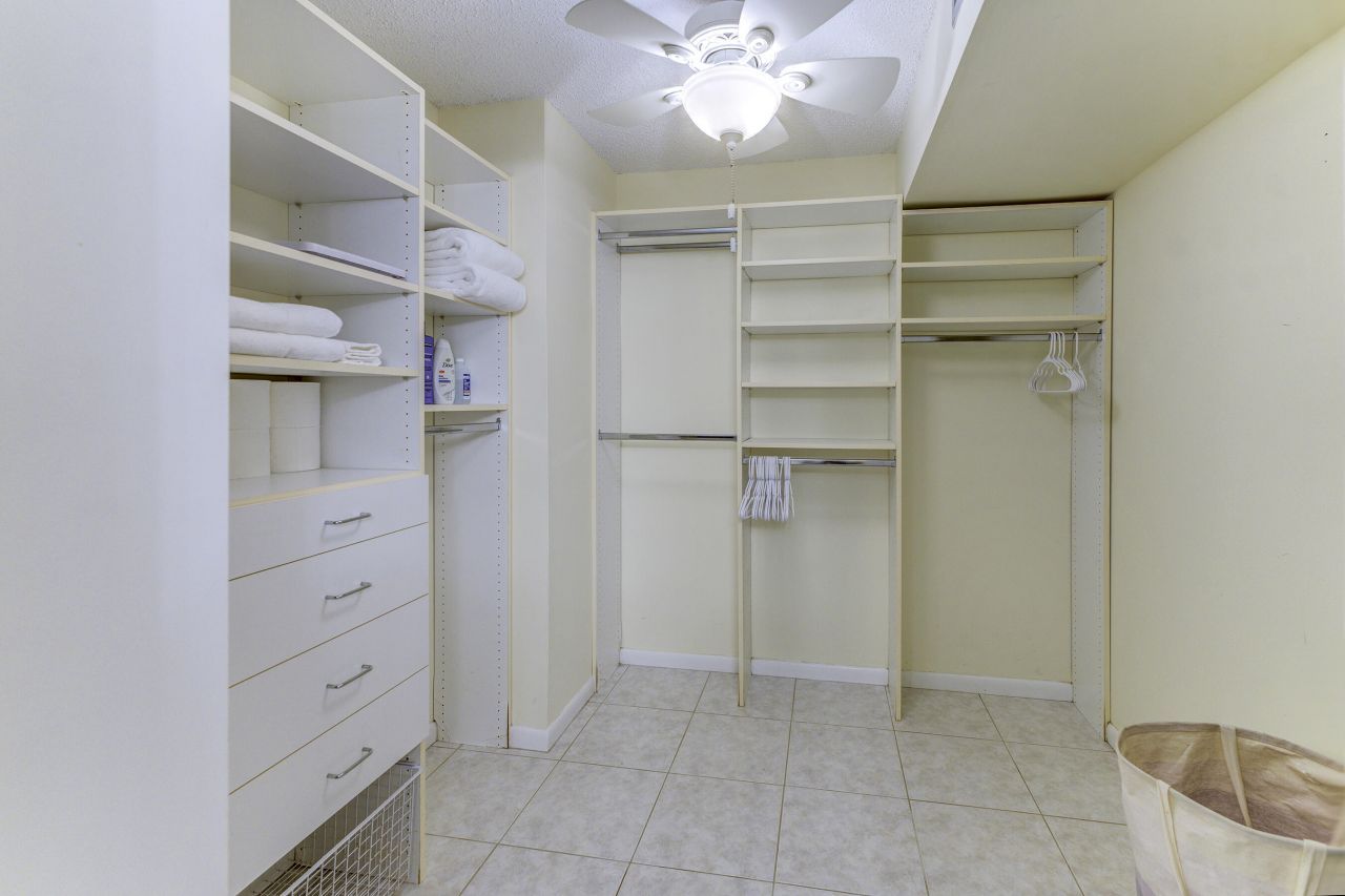 2571 NE Ocean Boulevard, Unit 104, Stuart, FL 34996 Photo