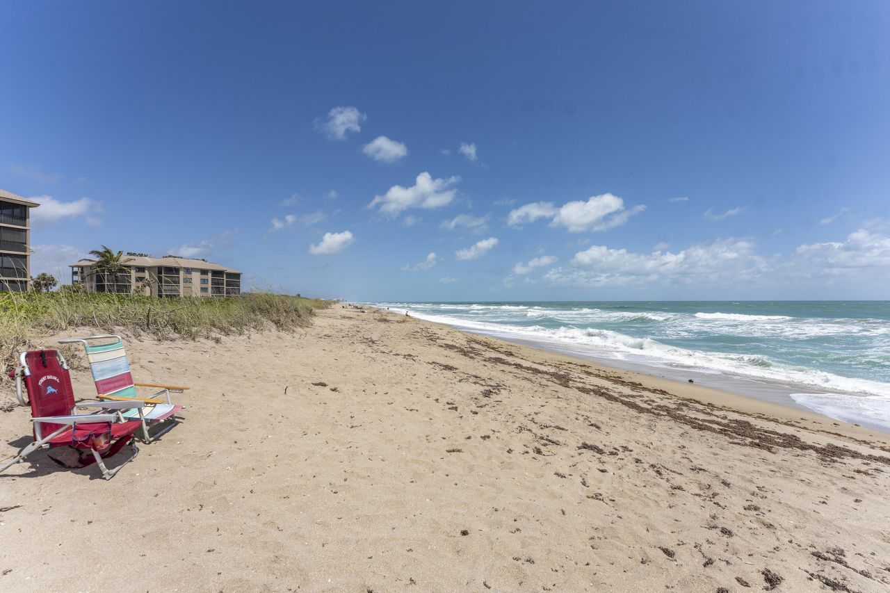 2571 NE Ocean Boulevard, Unit 104, Stuart, FL 34996 Photo