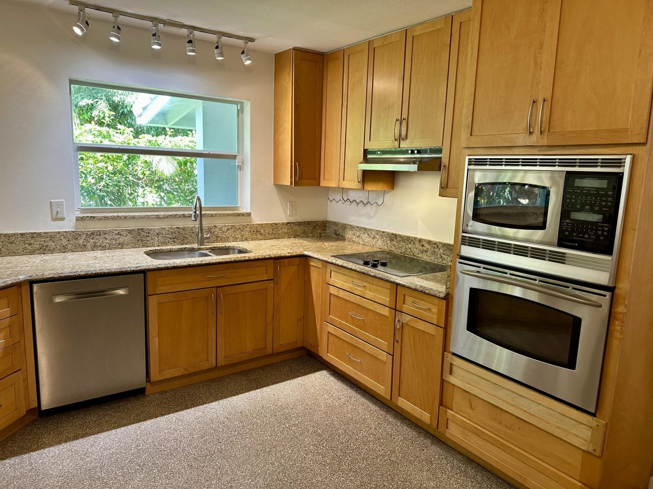 212 Kings Lynn, Delray Beach, FL 33444 Photo