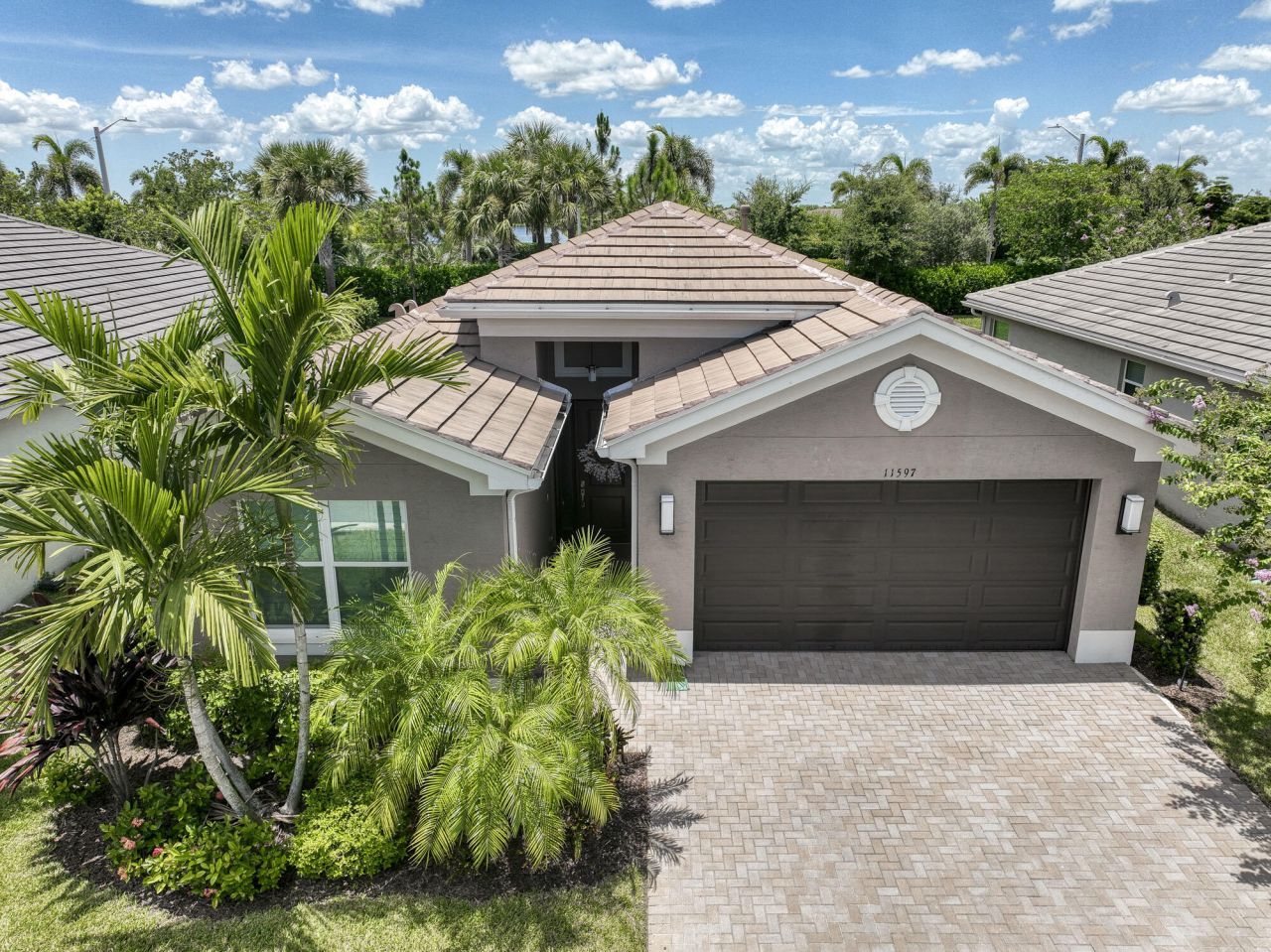 11597 SW Hawkins Terrace, Port Saint Lucie, FL 34987 Photo