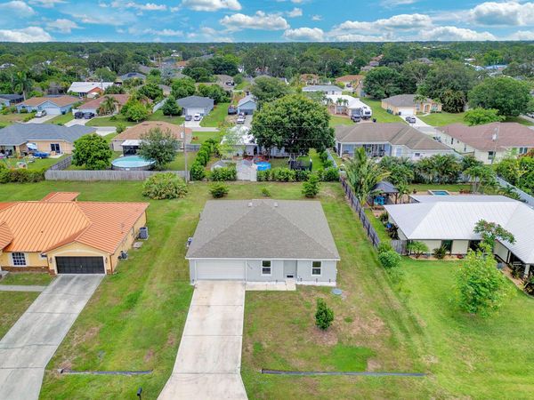 1319 SW Hunnicut Avenue, Port Saint Lucie, FL 34953