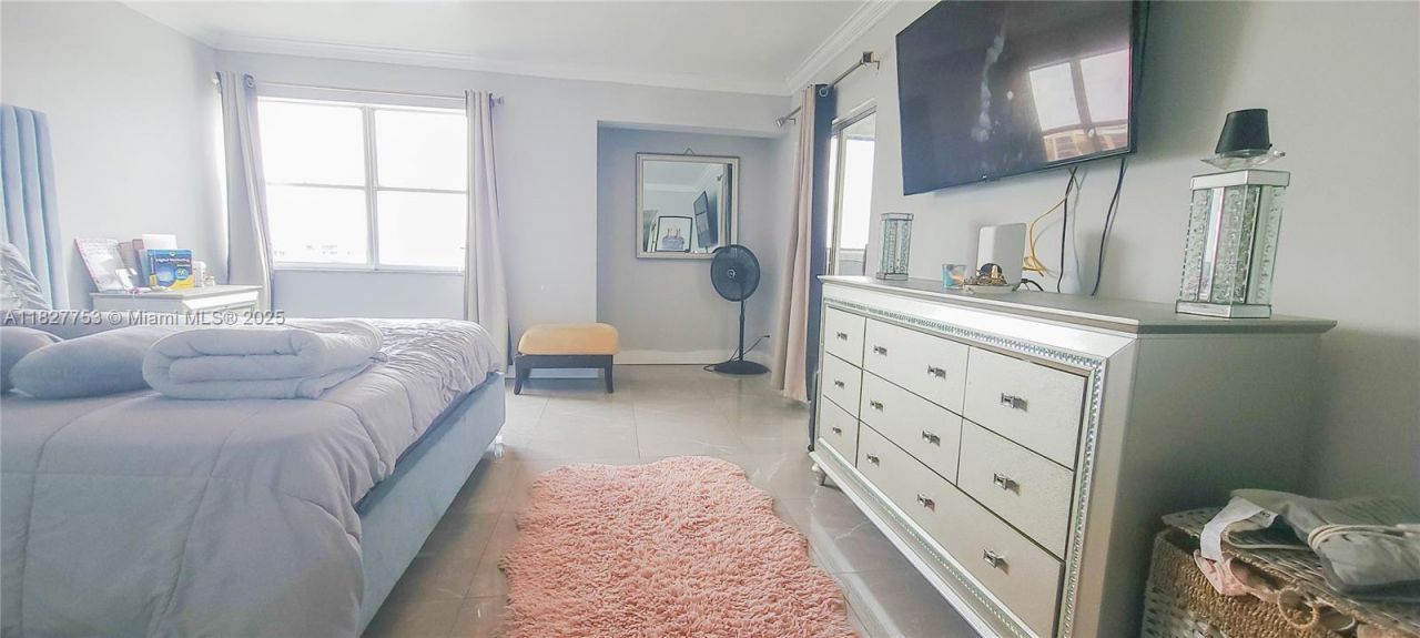 3301 Spanish Moss Ter, Unit 609, Lauderhill, FL 33319 Photo